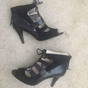 Nine West high heels size 10